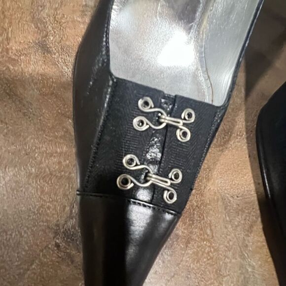 Dolce and Gabbana heels, size US 7 - Picture 8 of 12